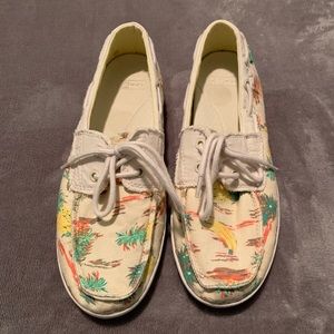 Sanuk Slip on Shoes. Size 7.  EUC.